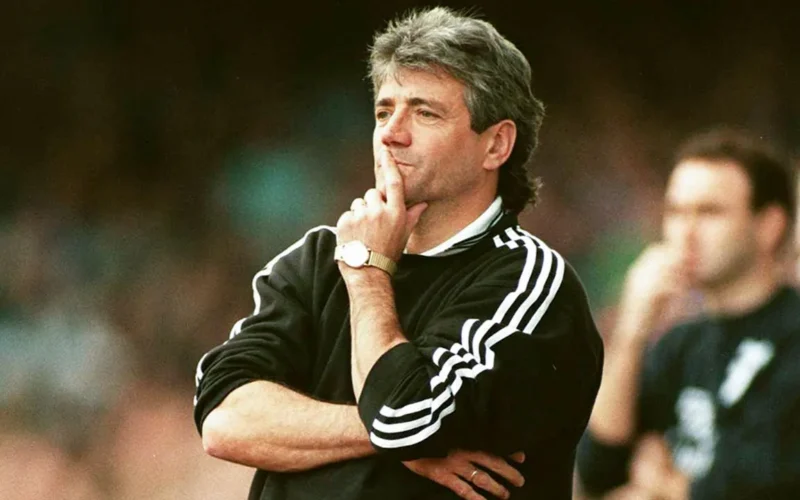 أسطورة ليفربول يعلن إصابته بالسرطان بعد شجار مع مالك نيوكاسل